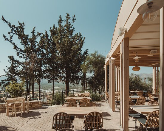 Koule-Bar-Restaurant (4)